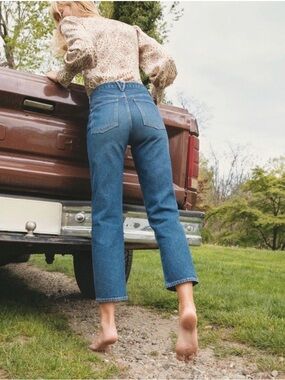 VERONICA BEARD RYLEIGH BRIGHT BLUE WASHED SLIM STRAIGHT HIGH RISE DENIM JEANS